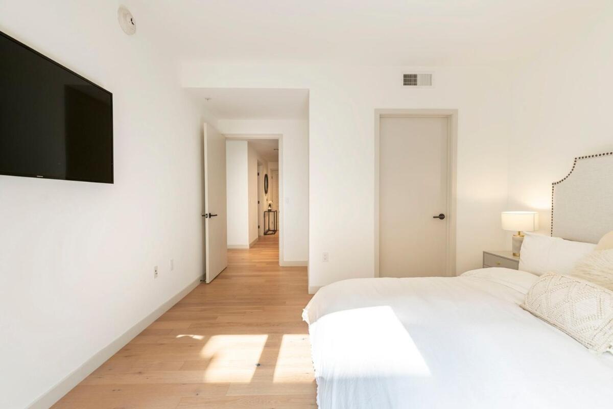2Br Hollywood Luxurious Condo ロサンゼルス エクステリア 写真