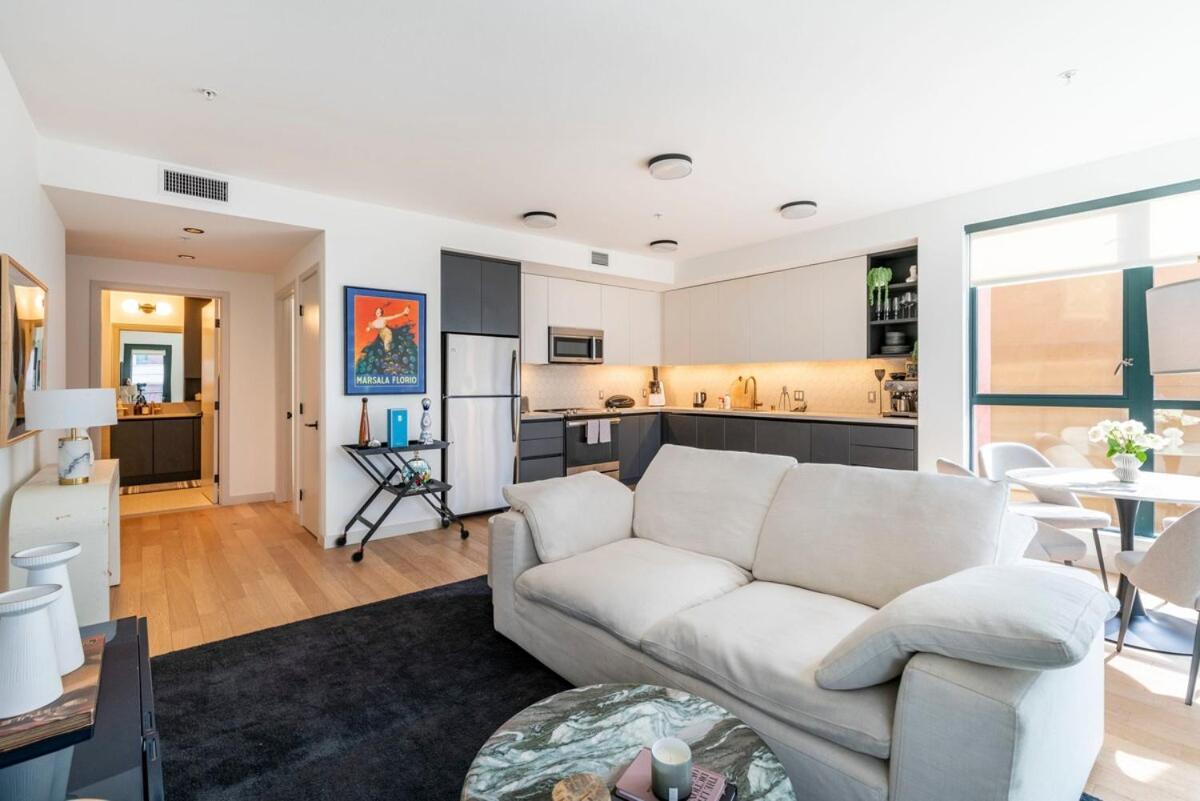 2Br Hollywood Luxurious Condo ロサンゼルス エクステリア 写真